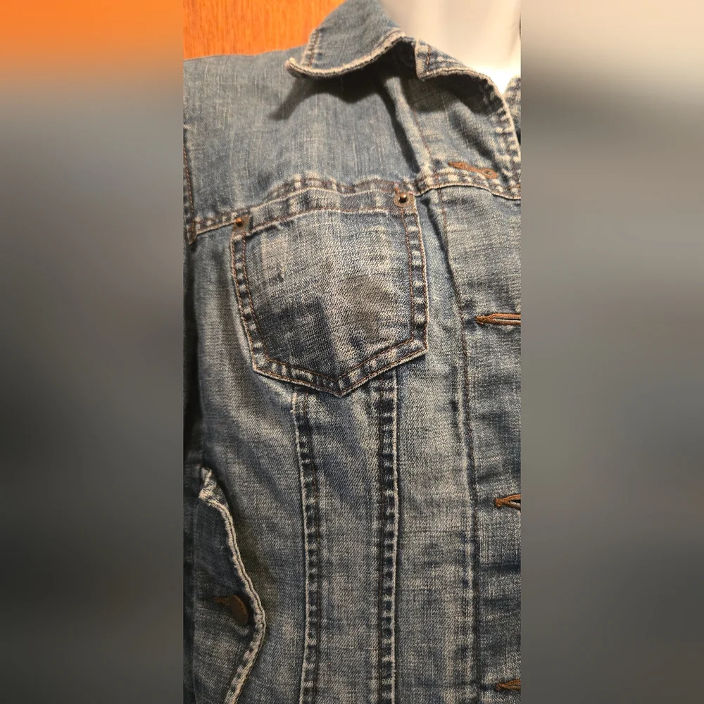 Armani Exchange distressed Denim Jacket szS - Picture 3 of 9